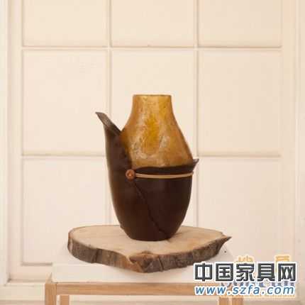使用天然動物、植物聚合物制作的Botanica系列器皿