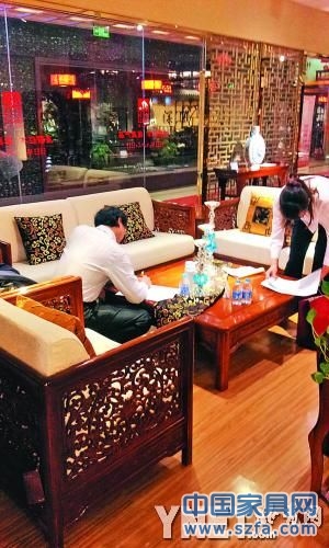 先查“三證”再出手，將成為日后消費紅木家具的標(biāo)準(zhǔn)步驟